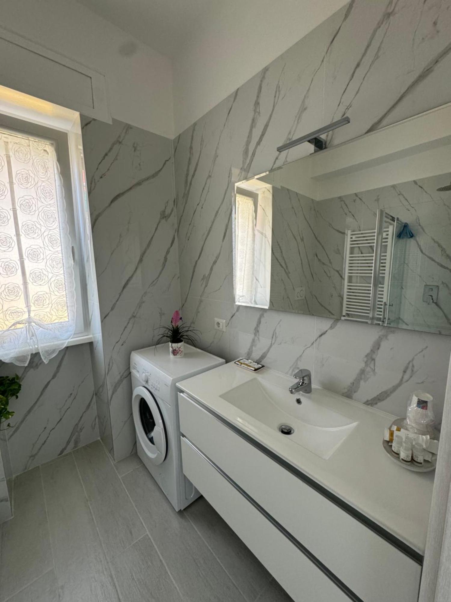Appartement Eco Del Mare à Ladispoli Extérieur photo